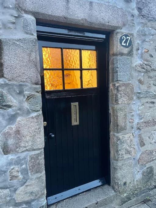 Historic Cottage In The Heart Of Old Aberdeen. Экстерьер фото